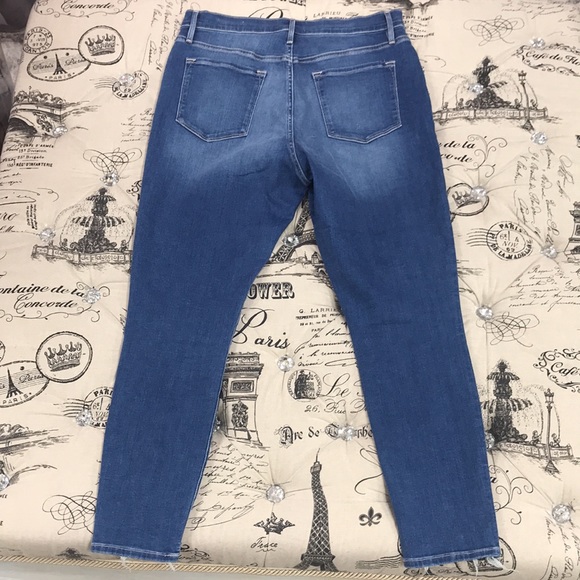 FRAME Ali High Rise Cigarette Skinny Jeans - Picture 12 of 13